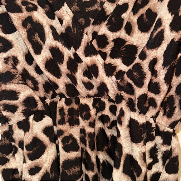 SHEIN Leopard Romper - Picture 6 of 9